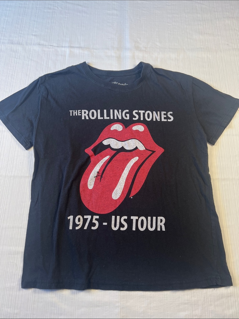 The Rolling Stones Distressed Black 1975 US Tour Graphic TβShirt